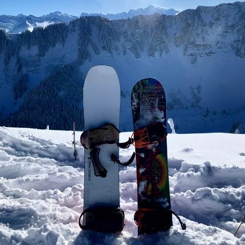 Roc-dEnfer-ski-area-snowboards stuck in snow