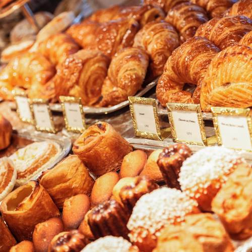 shopping in St.Jean D'Aulps - bakery