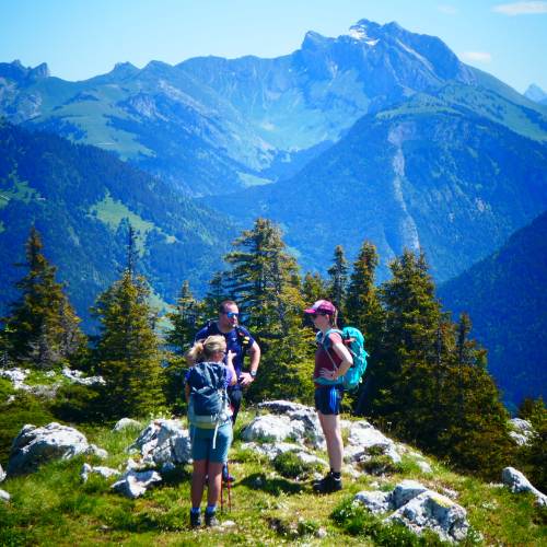 summer in st.Jean-d'aulps - hikers